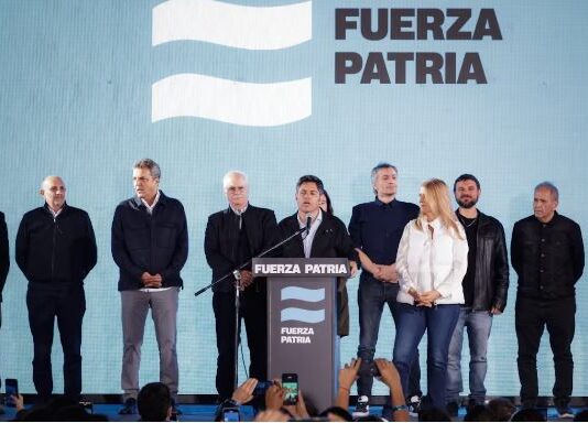 Crece la disputa entre Kicillof y La Cámpora por el control del PJ bonaerense