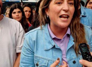Lomas de Zamora: Castañeira pidió renovar la izquierda y cuestionó a Del Caño