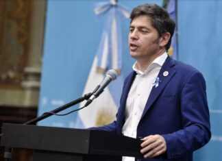 Kicillof responsabilizó a Milei por la caída de recursos y pidió aprobar el endeudamiento