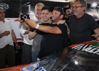 La Plata reunió al Gobernador en el Gran Premio Coronación del Turismo Carretera